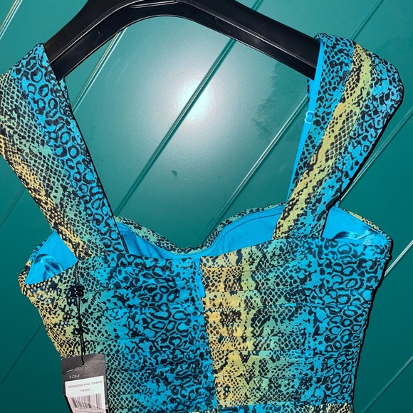 Cyber Monday!!!! Snake skin print, multi color dress - Picture 1 of 4